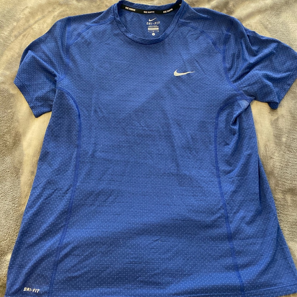 NIKE blue short sleeve